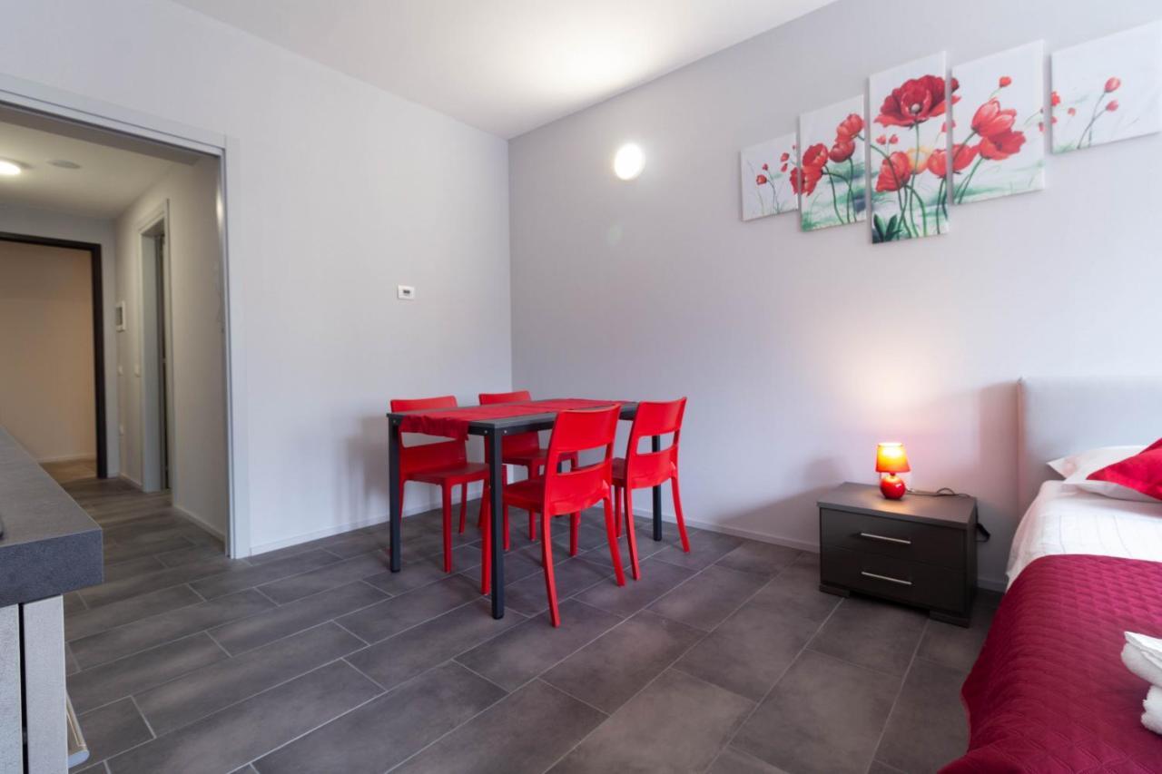 Appartamento Papavero - Affitti Brevi Italia Lecco Luaran gambar